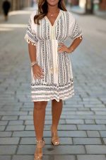 Magdalena | Chic Printed Dress - Image 3